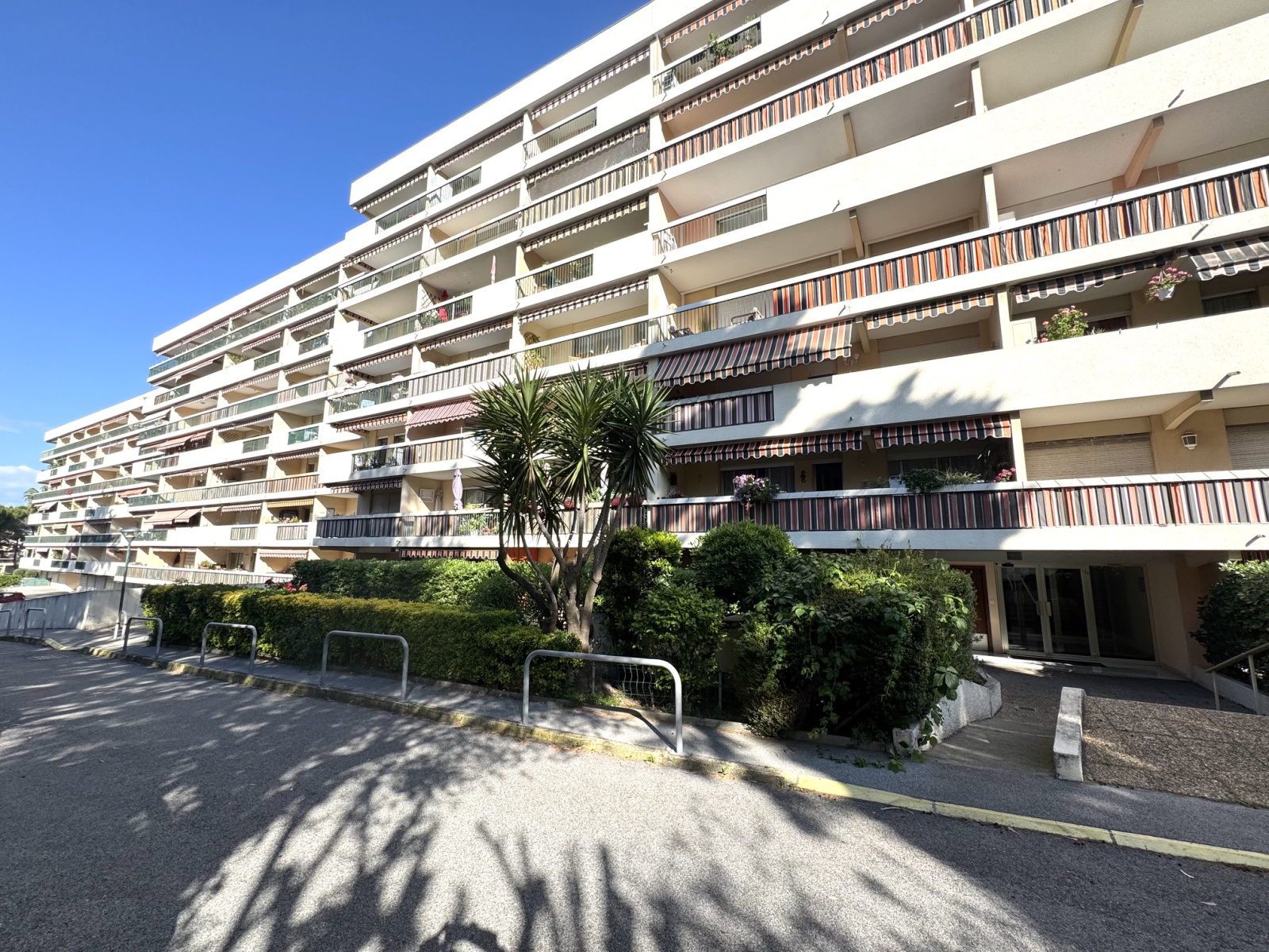 Image_, Studio, Golfe Juan, ref :812