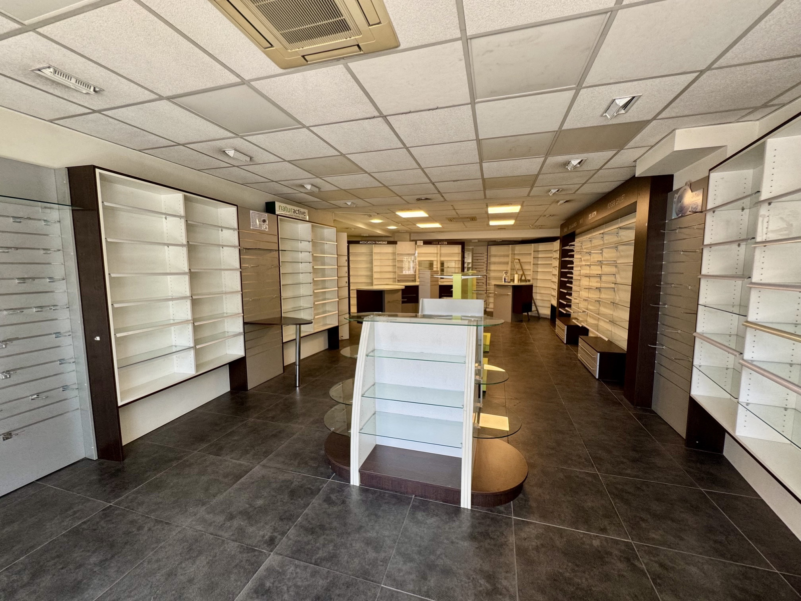 Image_, Commerce, Golfe Juan, ref :813