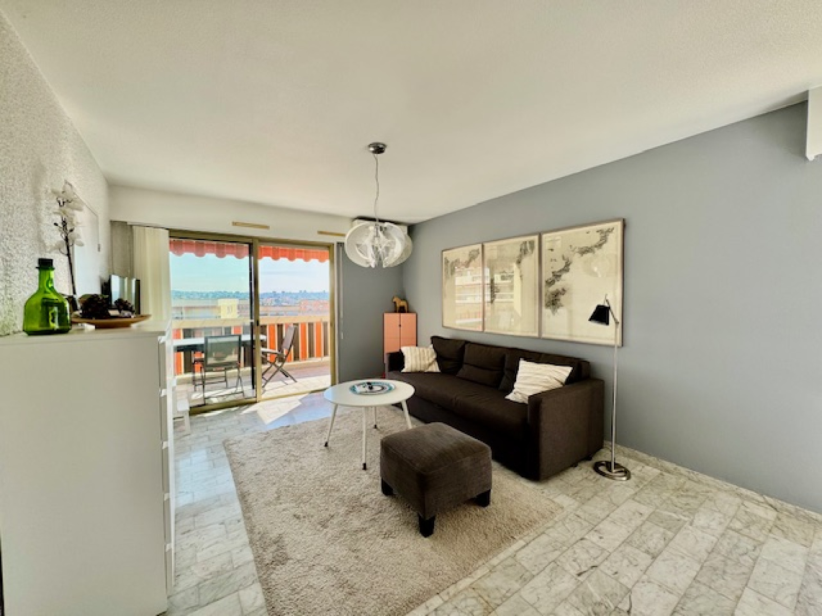 Image_, Studio, Golfe Juan, ref :795