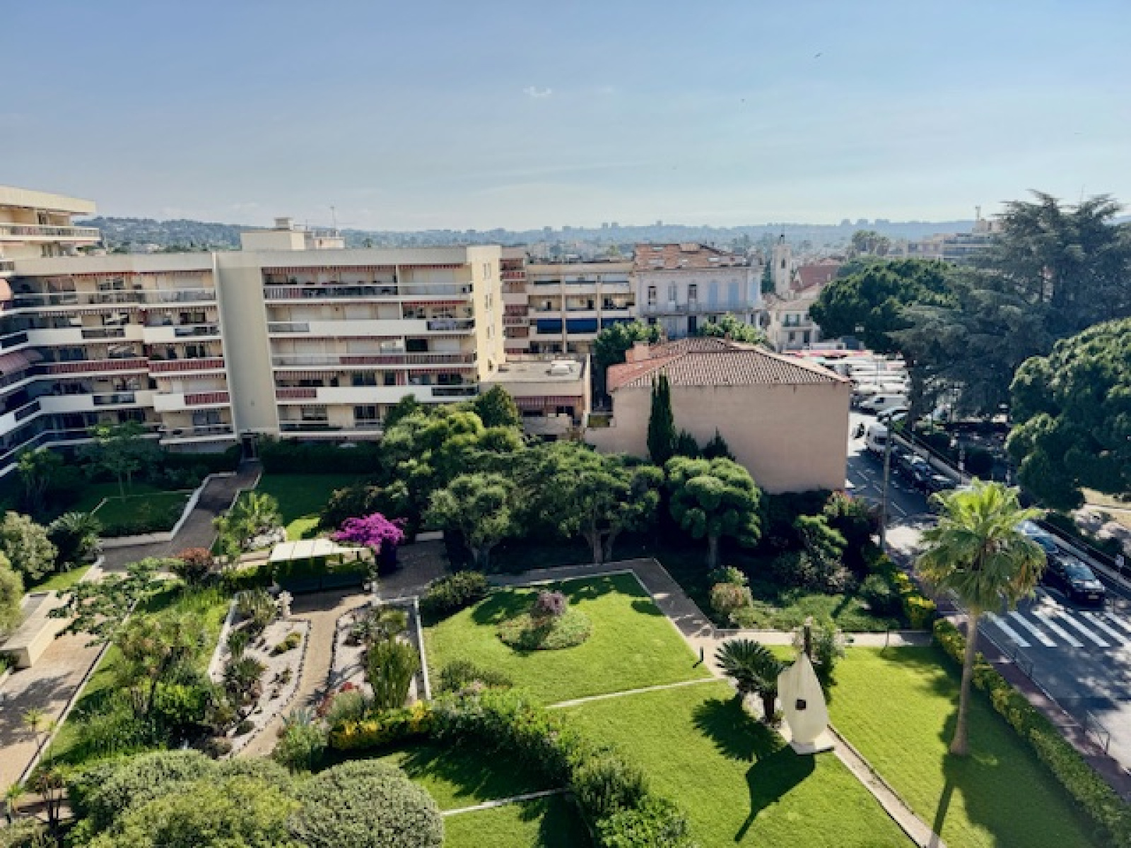 Image_, Studio, Golfe Juan, ref :795