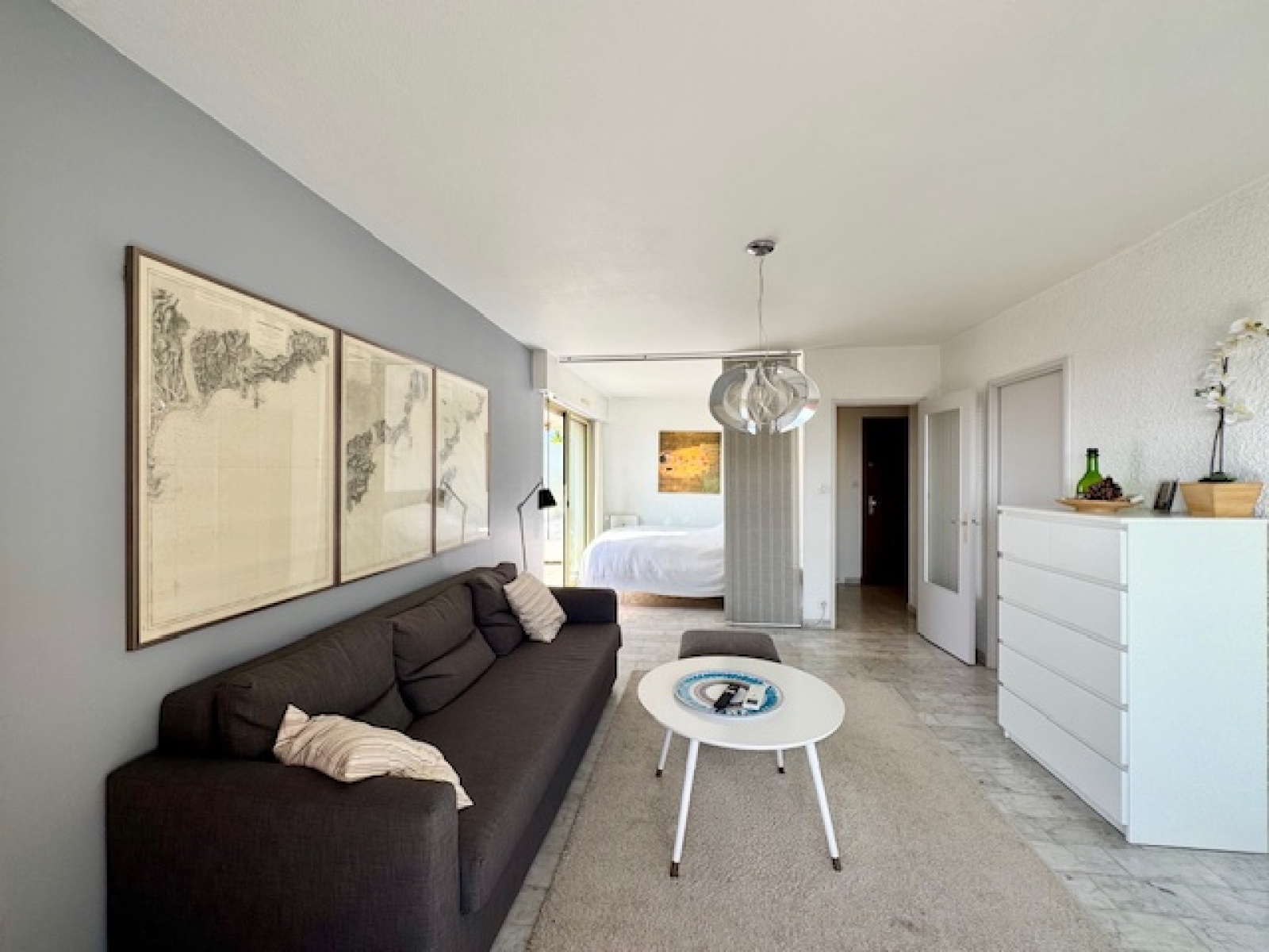 Image_, Studio, Golfe Juan, ref :795