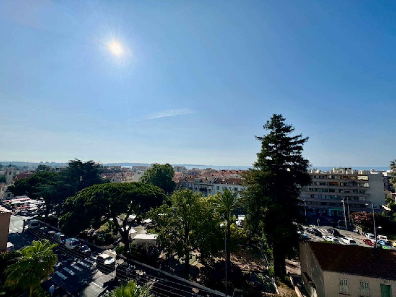 Image_, Studio, Golfe Juan, ref :795